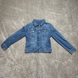 Gap Jean jacket- size medium, stretch